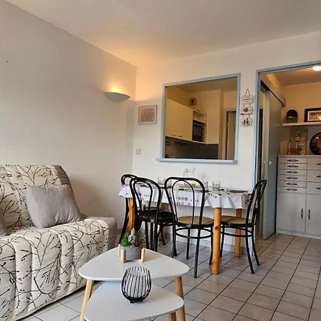 L'orchidee, 400m Du & De La De Tanchet, 5 Pers *